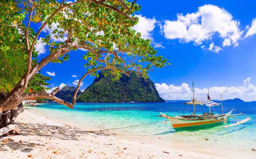 Dai risaie di Banaue alle lagune blu di Palawan